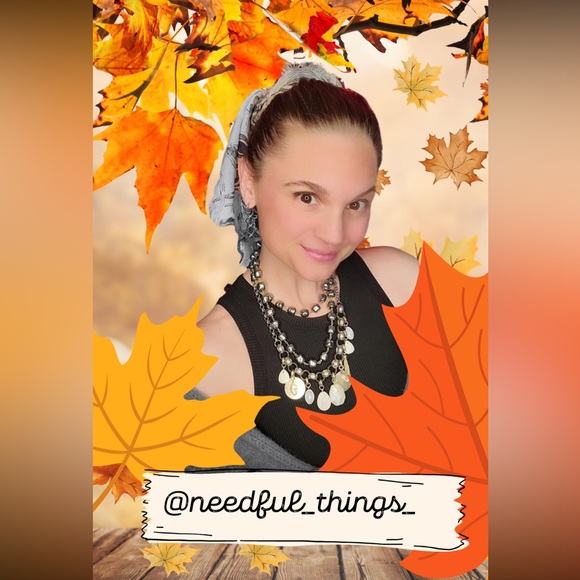 11/13/25 The Theme Team Gathered in Gratitude! - Picture 8 of 13